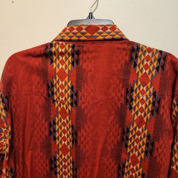 Vintage WRANGLER Red Geometric Aztex Western Shirt Pearl Snap Long Sleeve  XLT - Picture 9 of 10